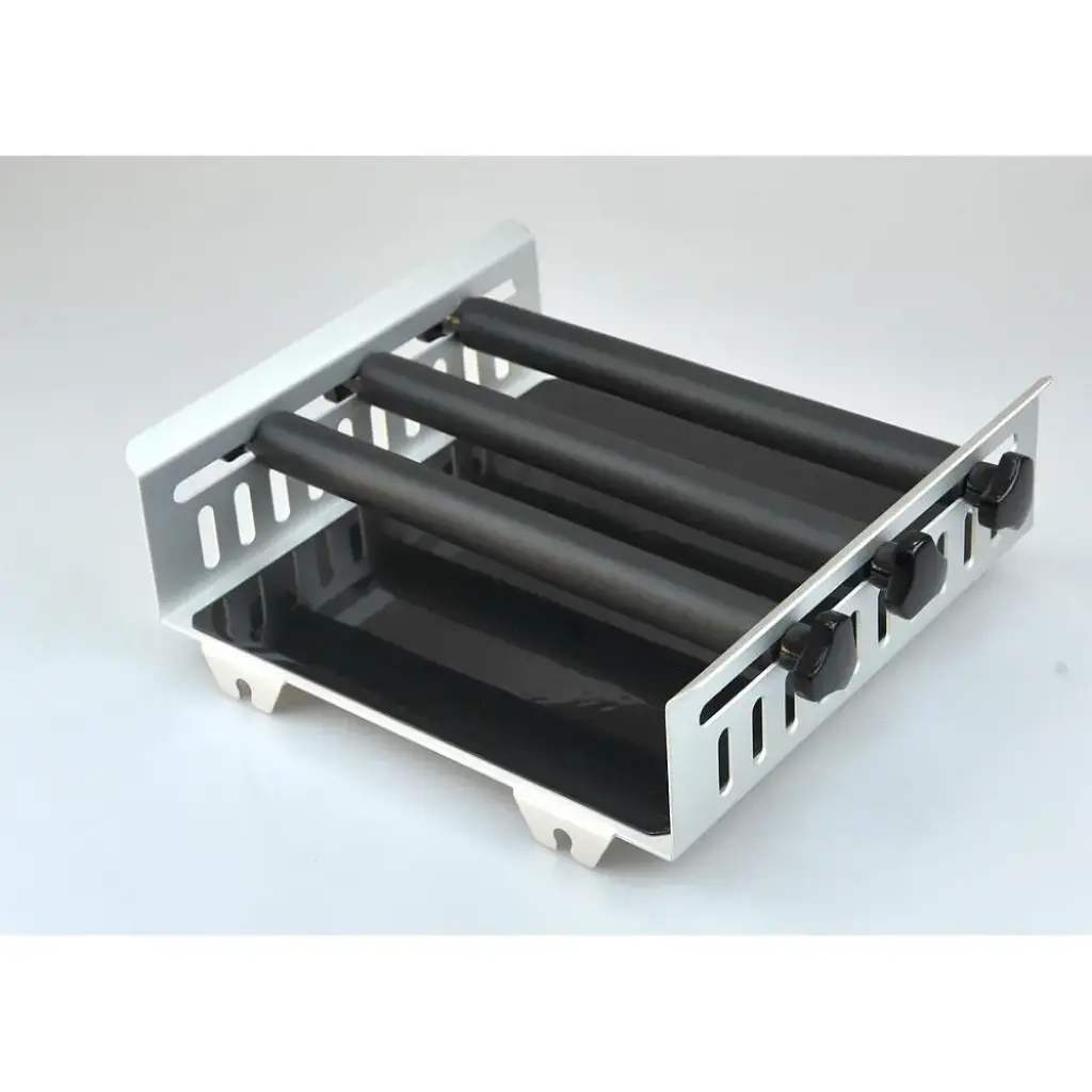 Universal Platform with 3 horizontally adjustable clamping bars, for use with various flasks/vessels